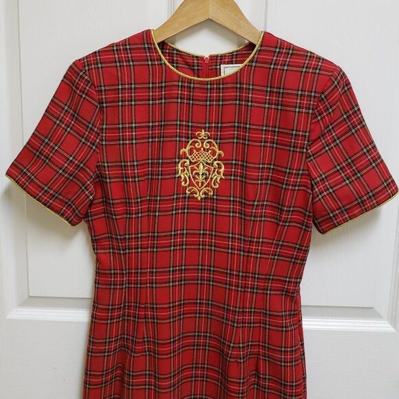 Misty Lane Dress Sz 6 Red Plaid Embroidered Crest Short Slv Midi Vintage Preppy - Picture 2 of 11